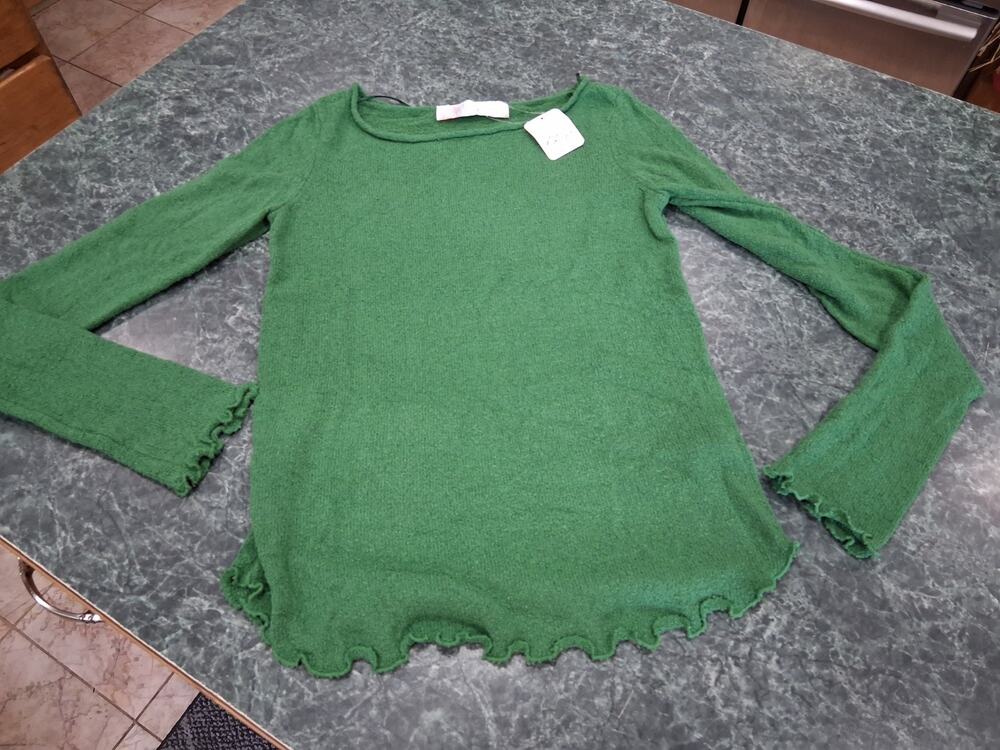 NWT Free People Beach Cabo Sweater Knit Top XS Kelly Green Lettuce Hem Stretchy